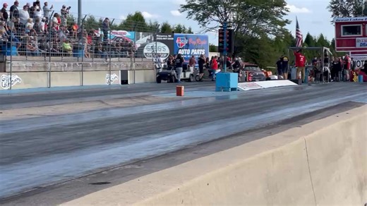 Here's some tire smoke from our sponsor Mr. Randy Adler from A-Team Motor sports! Video by Mr. Fabulous Photography #longsmokeyburnouts #RaceDay #dragracing #chicagowiseguys #dragrace #cars #tiresmoke #sponsor #letsgo #blower | Chicago Wiseguys