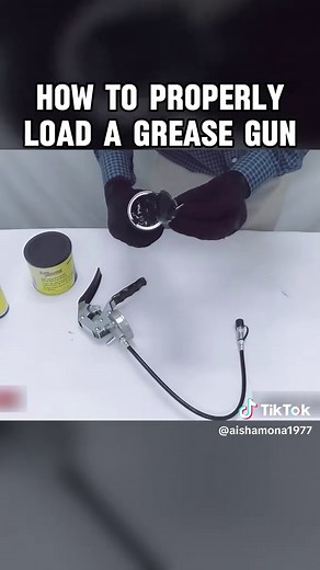 How to Properly Load a Grease Gun #greasegun #mechaniclife #tooltok #DIYfix #fyp