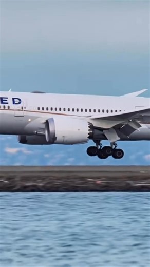 🛬 Smooth landing by United Airlines 787 Dreamliner at SFO. 💡 Widebody elegance meeting California skies. 📸 Perfect light and soft touchdown - a clean arrival scene. ✈️ Follow for more smooth landings and aviation views from San Francisco! #aviationlovers #planespotting #aviationgeek #jetlovers #widebody #airportlife #sfflights #fblifestyle | SF.Flights