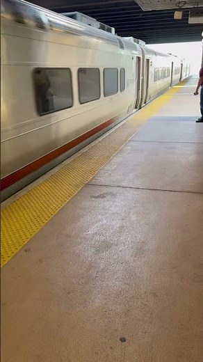 New Jersey Transit pulling into Secaucus station