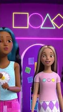 Water Park Fun! | A Barbie and Skipper Musical Short | Barbie in Spanish