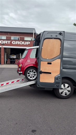 Classic Mini Cooper MPi Sportspack Delivered Home After Workshop Visit