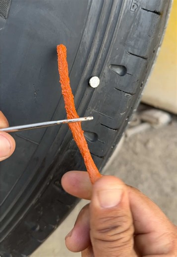 Tubeless kit repair just so easy tubeless kit kaise repair Karte Hain #tyre #shortvideo #repair #mechanic #truck