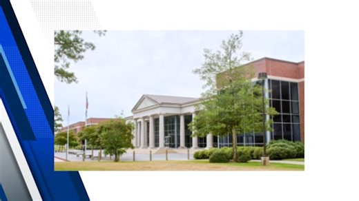 Klein Collins High School student accidentally fires gun in school bathroom, Klein ISD confirms