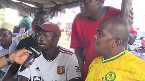 MAPINDUZI CUP 2024: Simba na Yanga SC nani mkubwa?, hebu wasikie hapa mashabiki wa timu hizi kutoka Visiwani Zanzibar wakibishana kwa hoja 🙌 Muda huu inachezwa mechi ya Mlandege 0-0 Azam FC mbashara #AzamSports1HD (Imeandikwa na Anoth Paul ) #MapinduziCup2024 #KombelaMapinduzi ##Miaka60YaMapinduziZanzibar | AzamSports