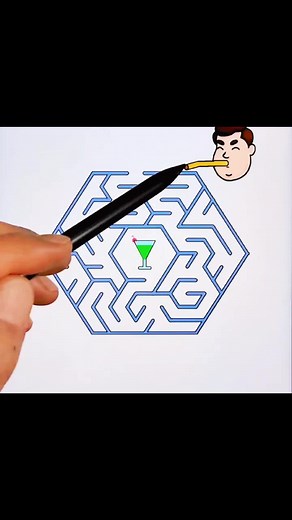 Maze Drawing Game: Navigate the Hexagon Challenge