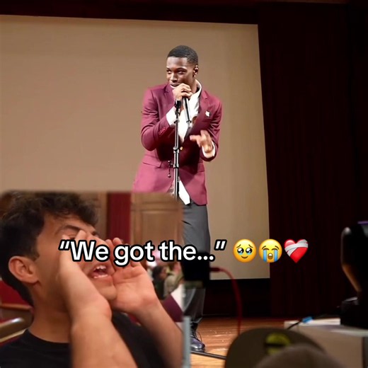 Bro stay recycling these lyrics 😂 (Twitch - StableRonaldo) #fyp #stableronaldo #madi2hottyy #kaicenat #streameruniversity