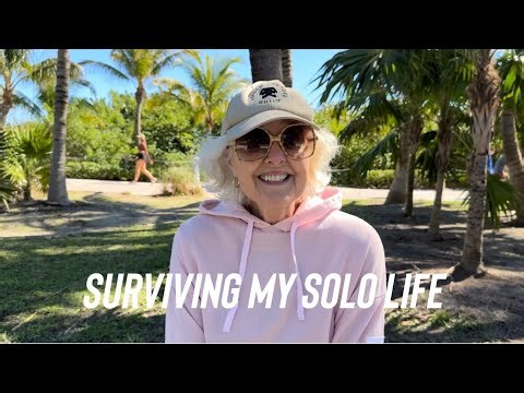 TURNING LOSS INTO A NEW LIFE | ALONE AGAIN NATURALLY | SANDRA HART