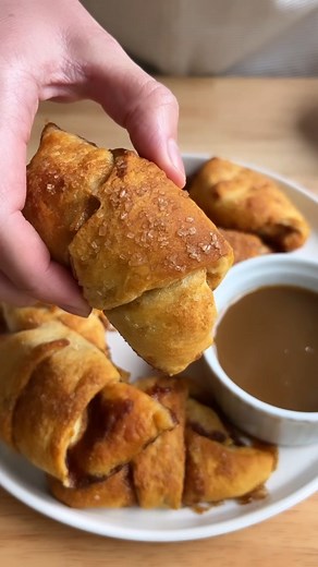 71K views · 611 reactions | You only need 5 ingredients and a few...