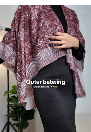 Discover the Trendy Batwing Outer Style for Women
