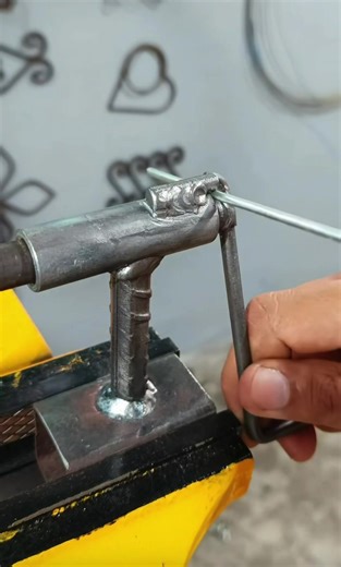 Exploring Welding Structures with Freddy75