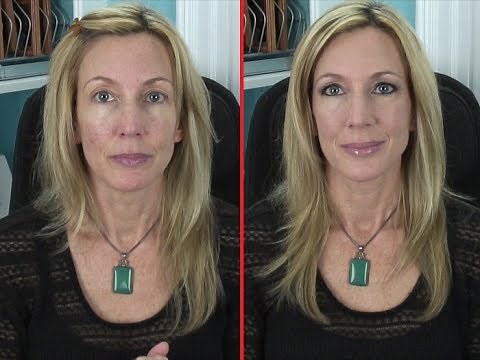 How To Apply Foundation to Dry, Flakey, Mature Skin