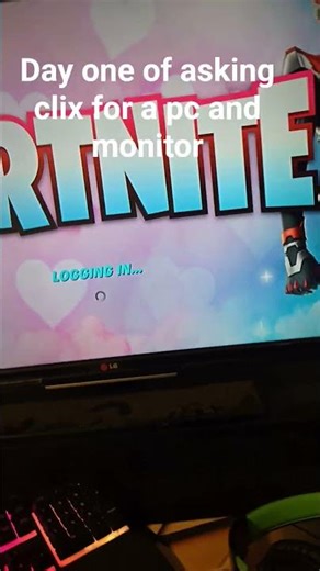 day one of asking clix for a pc and a monitor ‪@Clix‬ #viral #short #gaming #pc