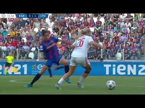 Ellie Carpenter's nasty looking injury | Turned out to be an ACL injury.