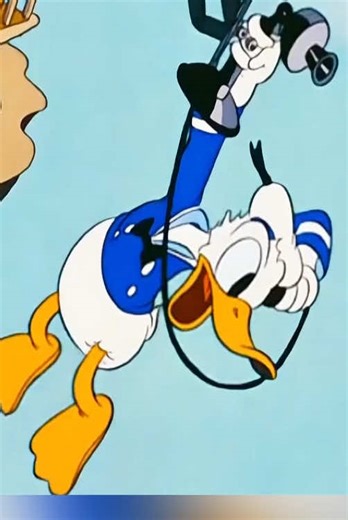 Just flip the switch lightly,and the entire yard shakes crazily!#fyp #usa #animation #tiktok #cartoon