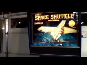 SPACE SHUTTLE PINBALL MACHINE - BY WILLIAMS 1984