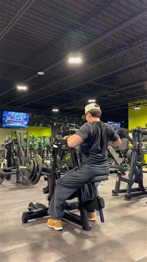 14 reactions | The formula that actually works best: Controlled reps + time under tension + progressively heavier loads = Big, dense, strong muscle that stays with you. #fitlifestyle #fitnessaddict #gymrat #fitstagram #instafit #health #fitnessgoals #gymtime #workoutlife #noexcuses #lyft24edmond | Lyft 24 Edmond | Facebook