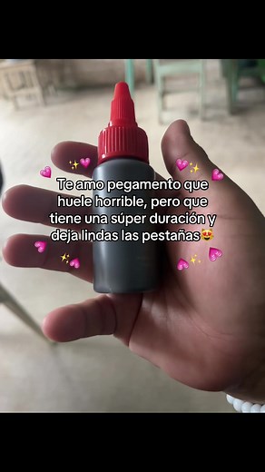 Pestañas Perfectas con Pegamento Duradero