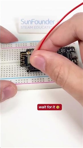 ESP32 Touch Sensor Project #arduino #electronics #engineering #arduinoproject #esp32