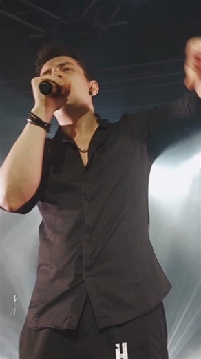 Там, за облаками: Песня NЮ о любви и мечтах