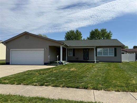 216 Westwood Dr, Circleville, OH 43113 - MLS 226012413 - Coldwell Banker