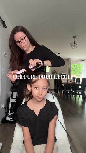 Coiffure pour l'école : queue de cheval simple et rapide