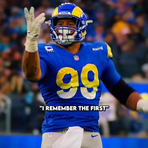 Aaron Donald can bench 500 and run a 4.6, INHUMAN ☠️ #nfl #aarondonald #viral #edit