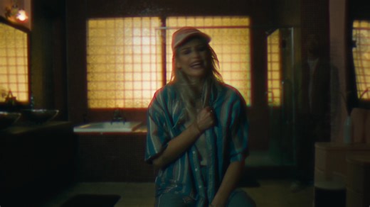 The Emptiness Machine (Official Music Video) - Linkin Park