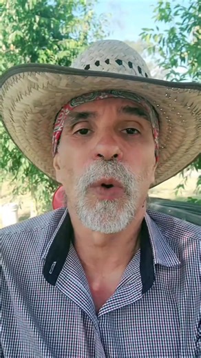 39K views · 963 reactions | Uruchurto nos habla del poder del agua alcalina ✨ Existen maquinitas que puedes encontrar en línea para alcalinizar el agua o incluso comprarla ya lista. Él recomienda el nivel 9.5 ⚖️, ideal para equilibrar tu cuerpo y mejorar tu salud. ¡Checa el video y comienza a cuidar lo que tomas!  #Uruchurto #AguaAlcalina #SaludNatural #Nivel9punto5 #alcalinizante | Los Productos Uruchurto | Facebook