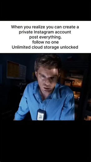 academic.victim on Instagram: "Infinity storage ♾️ follow (@academic.victim72 ) 1997년 개봉한 영화 Titanic은 잭과 로즈의 운명적인 사랑을 통 해 비극 속에서도 오래 남는 감정의 깊이를 보여주는 작품입니다. 화려한 연출보다 인물의 감정에 더 집중한 제임스 카메론 감독의 스 타일은 지금 다시 봐도 묘하게 가슴을 울리죠. 배가 침몰하는 자 면 이 아닌, 두 사람이 서로를 바라보던 순간들이 더 강하게 기억에 남는 영화이기도 합니다. 이 감정을 완성해주는 곡이 바로 셀린 디 온의 *” My Heart Wil Go On”*입니다. 처음 들으면 잔잔한데, 어느 순간 자연스럽게 가 슴이 벅차오르는 느낌을 줍니다. 특히 후 반부의 고조되는 보컬은 영화 속 잭과 로즈의 마지막 장면과 겹쳐지 면서 괜히 마음이 서늘 해지기도 하고요. 많은 분들이 “이 노래가 나오면 왜 그 장면이 자동으로 떠오르는지 모르겠다”고 말하는데, 그만큼 영