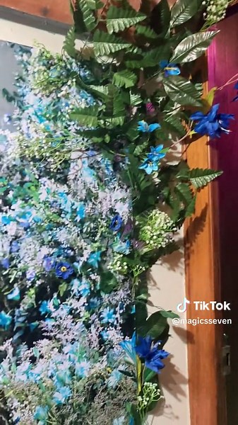 Exploring MagiccSeven's BTS Cafe | BTS Cafeteria Tour