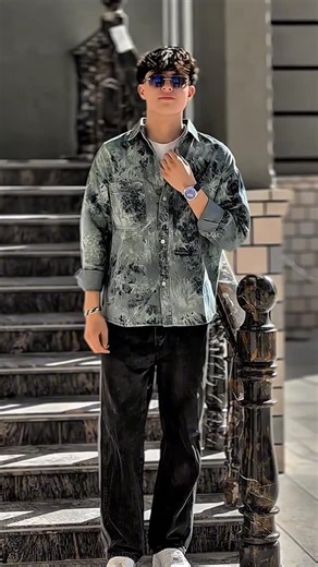 EDRIS on Instagram: "Favorite Song 😍 . . #modeling #fashionphotography #trending #photoshoot #instamodel #fashioninfluencer #explorar #streetwear"