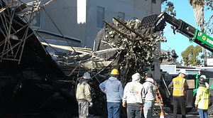 Four-Story Scaffolding Collapse in a Violent Wind Storm Closes Part of Garden St. in Santa Barbara