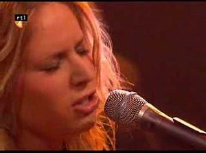 Lucie Silvas - What You're Made of (Live @ Barend & Van Dorp