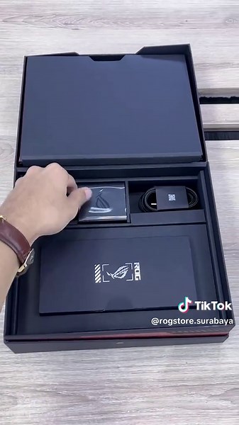 Explore ASUS ROG Phone 9 Pro Features and Specs