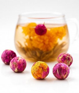 Handcrafted Blooming Tea Bombs Herbal Gift Set Flower Tea for Relaxation - Etsy