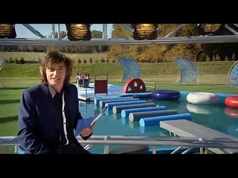 Total Wipeout - Series 2 Episode 11 (Celebrity Special)