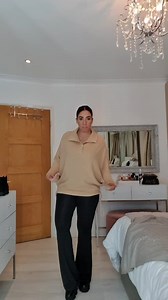 16K views · 51 reactions | Very very low in stock now girls but the flares I had on today are these  super stretch amazing high waist and holds you all in perfect ❤ I wear the smaller size option | Bows Boutiques | Facebook