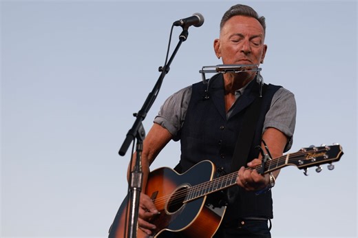 Bruce Springsteen’s secret ‘life-saving’ gift to striking miners revealed in new BBC documentary