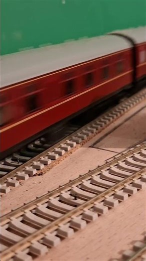 1960s Train service hauled by class 25 and class 29