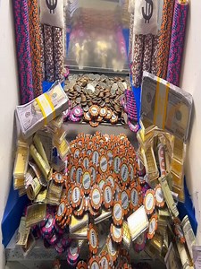 79K views · 1.1K reactions | We faced off against an incredible golden stadium filled with coins and cash inside the coin pusher machine. With a major buy-in and carefully timed moves, we watched the whole structure shift and fall—leading to one of our biggest payouts ever. 滋️ | Lilly Shina | Facebook