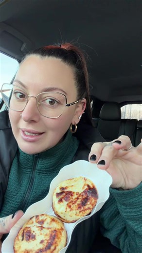 Extra toasted is a MUST for these at @Starbucks #food #fyp #eating #bottomsup #foodtiktok