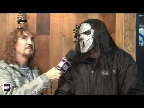 BackstageAxxess interviews Mick Thomson of Slipknot.