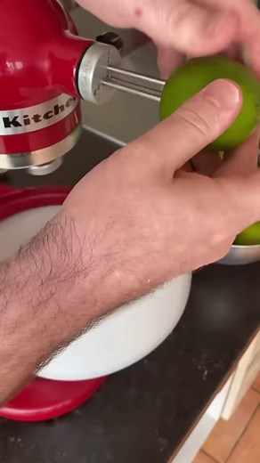 4.4M views · 63K reactions | Tart citron meringué  , by chef : Julien Meunier pastry chef | French pastry chefs | Facebook