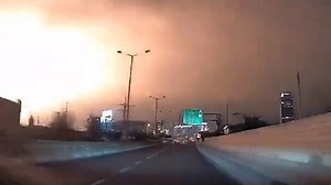 Large blast rocks Israeli factory, leaves 3 wounded