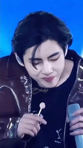 Kim Taehyung Performance On Stage 🔥🦋 #btssky #bts #btsmember #kpopidol #btsv