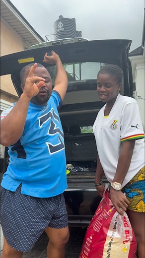 One bag of rice for you | Apamatv