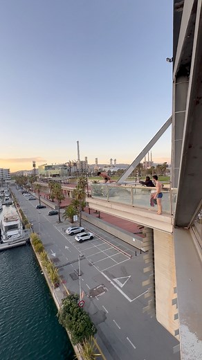Since we’re here, let’s jump in 😌 | Parkour & Freerunning