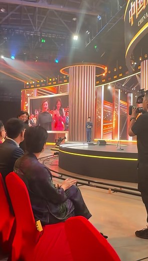 Dilraba Wins Best Television Actress 2026 for Officer Deng Yan