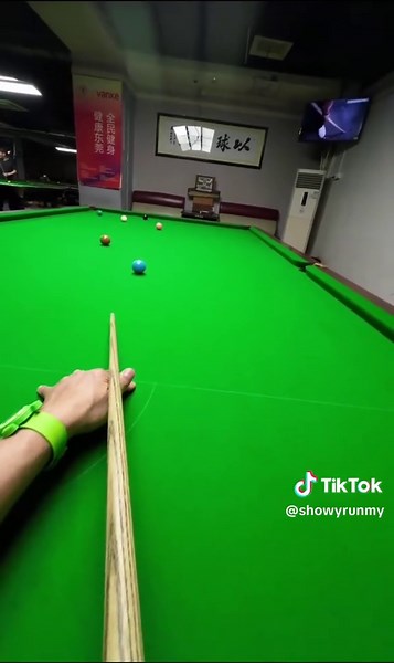 Enhance Your Snooker Skills with Expert Training